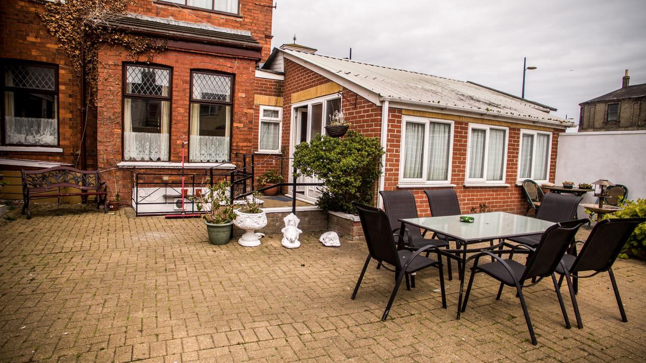 Raynscourt Lodge Great Yarmouth Exterior foto